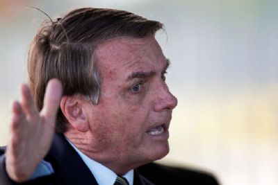Imprensa deixa entrevista com Bolsonaro ap�s xingamentos