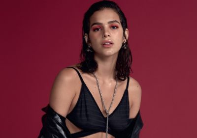 Bruna Marquezine � capa (e recheio!) da Glamour de fevereiro