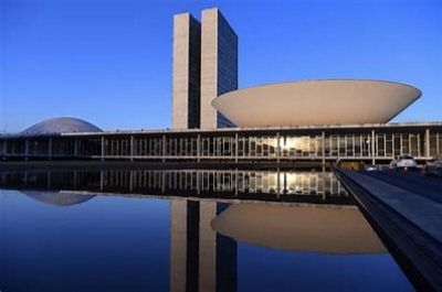 ​Comiss�o da C�mara aprova PL que criminaliza condutas que impe�am a pr�tica do jornalismo