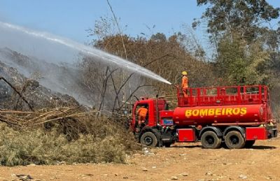 Primavera do Leste refor�a combate a novos focos de inc�ndio no antigo aterro sanit�rio