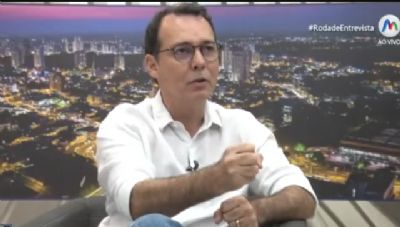 L�dio Cabral destaca atua��o na Assembleia e cen�rio pol�tico durante o Roda de Entrevista