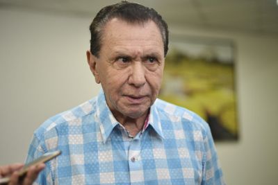 Bezerra sai do hospital e j� retoma articula��o de pr�-candidaturas