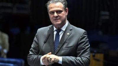 F�varo critica impacto de Bolsonaro na rela��o com a China