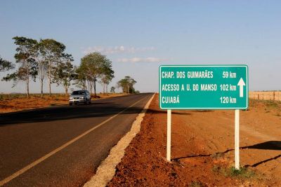 Justi�a acata pedido do MPE e restringe tr�fego de caminh�es na estrada Cuiab�/Chapada