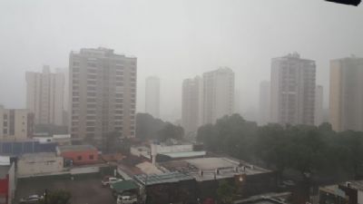 Tempestades devem atingir Cuiab� e outras 138 cidades de MT; veja lista