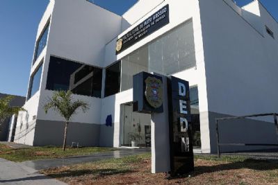 Pol�cia cumpre pris�o de policial rodovi�rio federal por viol�ncia contra a ex-mulher
