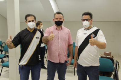 Nova diretoria do Mixto Esporte Clube � composta por advogados e m�dico