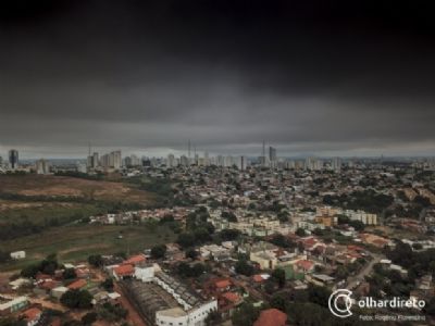 Cptec emite alerta de vendaval e chuvas intensas para Cuiab� e mais 98 munic�pios; confira a previs�o