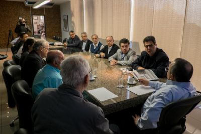 Governador e prefeito de Cuiab� discutem situa��o dos hospitais filantr�picos