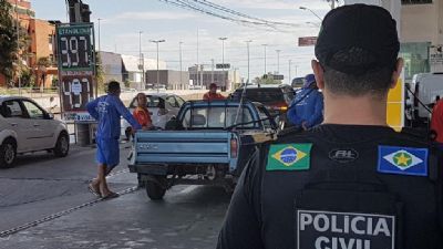 Delegacia do Consumidor autua dono de posto por eleva��o abusiva de pre�o