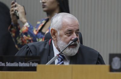 ​TJ derruba lei estadual que atualizava valores de licita��es