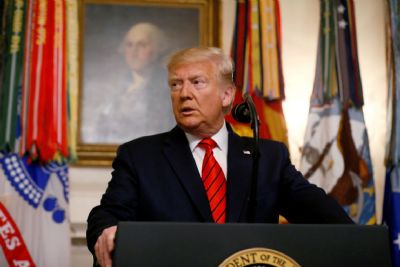 C�mara dos EUA aprova impeachment de Donald Trump