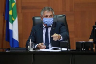 Justi�a bloqueia R$ 86 mi em opera��o que envolve deputado