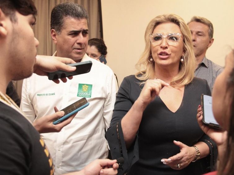 Emanuel prepara dossi� contra Mendes para revidar ataques � M�rcia