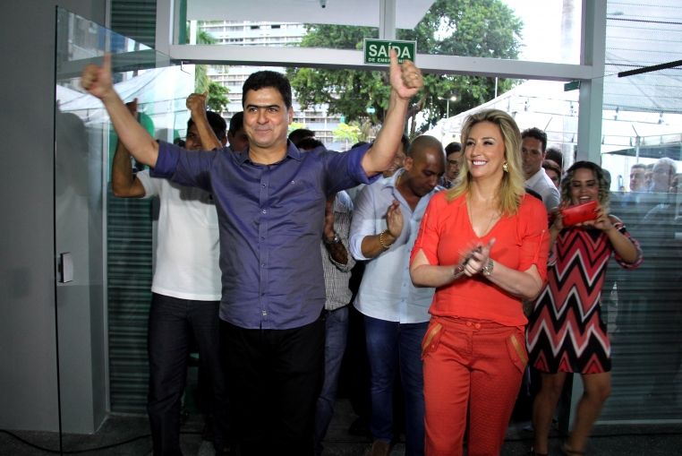 Pinheiro diz que Esta��o Alencastro marca a revolu��o no sistema do transporte p�blico da Capital