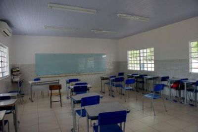 Governo de Mato Grosso mant�m suspensa aulas