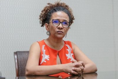 Edna Sampaio pede escolta armada � presid�ncia da C�mara diz estar com medo ap�s cassa��o de Paccola
