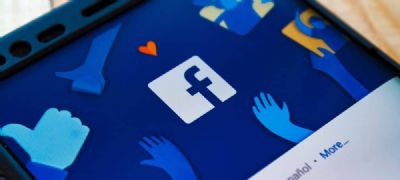 Facebook investe US$ 7,5 mi para ajudar l�deres a impulsionar comunidades