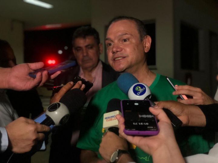 Fagundes � reeleito senador com mais de 63% dos votos e comemora parceria com Mauro