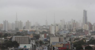 Temperatura despenca em Cuiab� e term�metros registram 16�