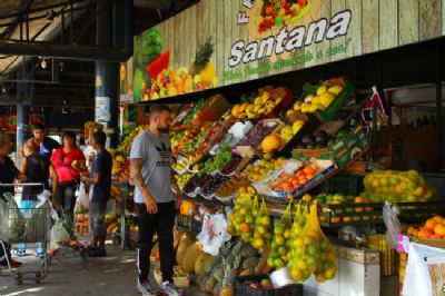 Feiras livres e Mercado do Porto ter�o hor�rio de funcionamento especial neste fim de ano