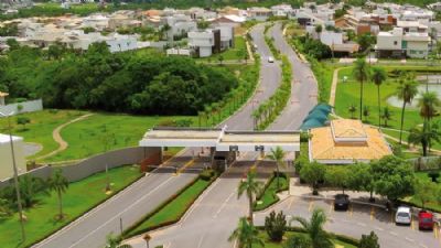 Com medida protetiva expedida, empres�ria deve ficar a 1km de dist�ncia do menor