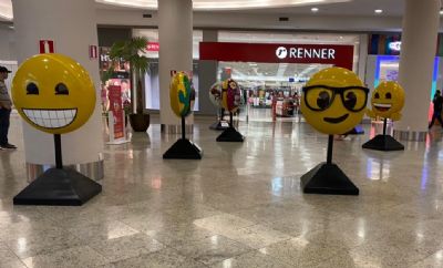 Exposi��o de Emojis chega ao Pantanal Shopping
