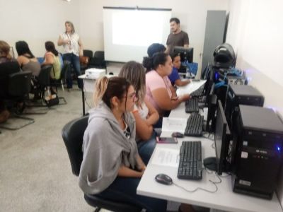 Profissionais da UPA participam de treinamento para implanta��o do prontu�rio eletr�nico