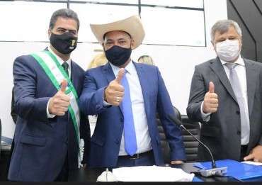 Juca n�o v� dificuldades em candidatura de Emanuel ao Paiagu�s: �MDB n�o � formado s� por uma ou duas pessoas�