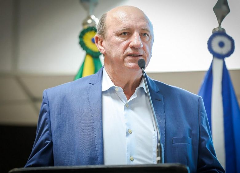 Geller n�o v� perdas para campanha durante per�odo de cassa��o