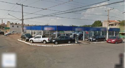 Quadrilha invade garagem, furta 16 carros e causa preju�zo de R$ 350 mil em MT