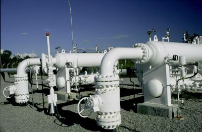 Governador assina contrato de abastecimento de g�s natural