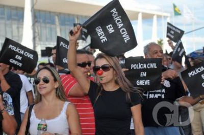 Servidores da Pol�cia Civil paralisam contra reforma da Previd�ncia
