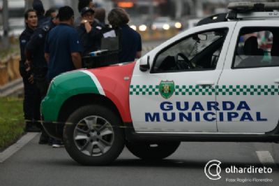 Guarda Municipal fecha cerco e mira em motocicletas com escapamento alterado
