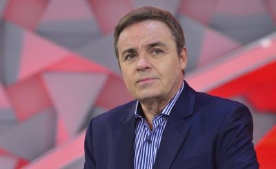 Assessoria de Gugu Liberato nega morte, apresentador segue internado na UTI ap�s acidente