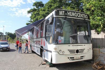 Doa��o de sangue pode ser feita no Hemobus durante este m�s