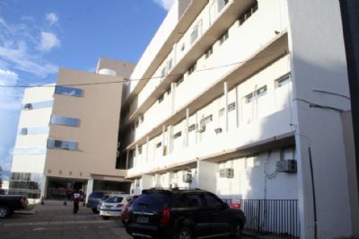 M�dicos amea�am parar por atraso de 4 meses da Prefeitura
