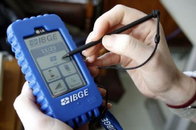 Setor de servi�os cresce em julho no pa�s, diz IBGE