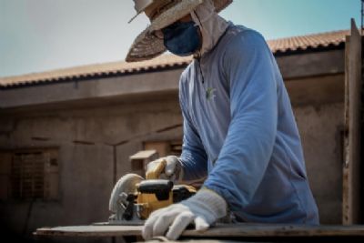 Governo de MT aposta em obras de infraestrutura para estimular cria��o de novos postos de emprego