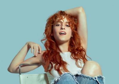 Atriz conta como � trabalhar na Disney e ter contato com artistas de outras nacionalidades