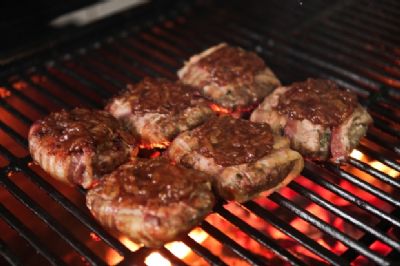 Advogado cria bar com conceito tradicional: churrasco e descontra��o