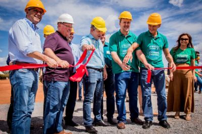 Governador vai a Sorriso e participa de inaugura��o de amplia��o de usina de etanol