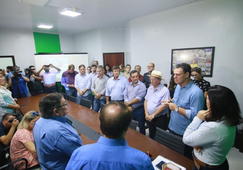 Mais tr�s munic�pios aderem ao programa �Internet para Todos�