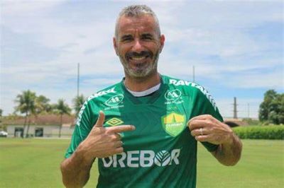 Ivo Vieira assume comando do Cuiab�