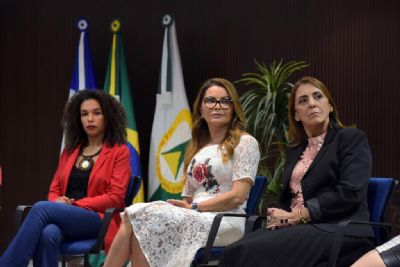 ​Mulheres v�timas de viol�ncia participar�o de cursos de qualifica��o