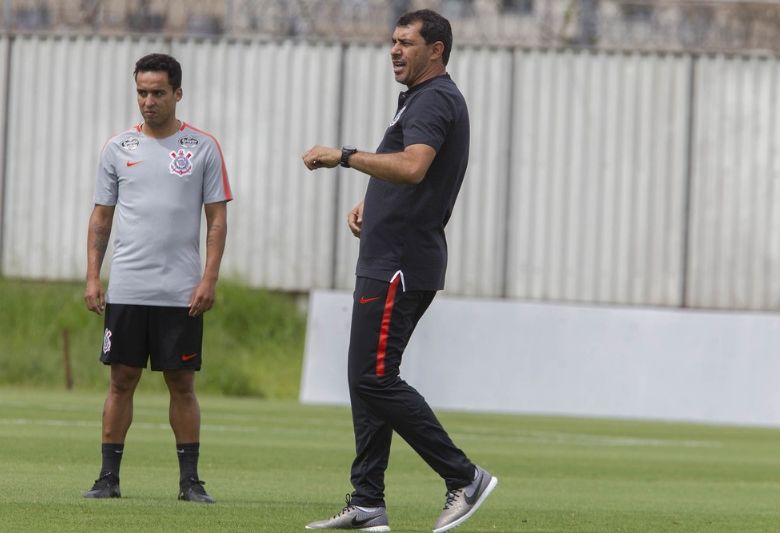 Bola no alvo: Jadson retoma prest�gio sendo decisivo no Corinthians
