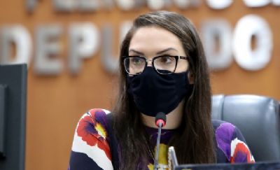 Janaina apresenta solu��o para eventual desconforto de Emanuel no MDB