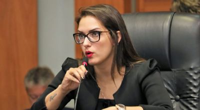 Jana�na admite ser candidata a prefeita de Cuiab� se Emanuel recuar da reelei��o