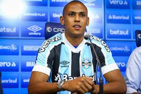 ​Cuiab� anuncia contrata��o de zagueiro ex-Gr�mio