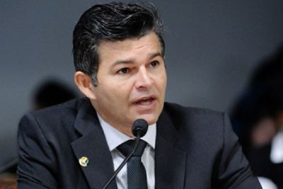 Medeiros tem rede social suspensa e pede decreto de Garantia da Lei e da Ordem